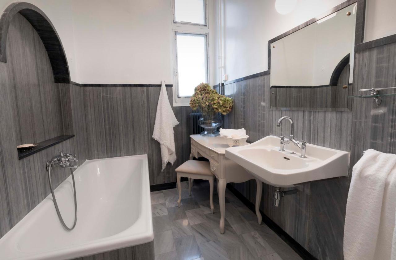 Kolonaki "Centrale" Luxury Apartment Atenas Exterior foto
